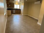 Photo - 932 N Gage Ave