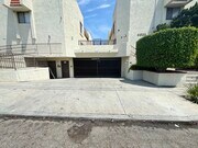 Photo - 4633 Vermont Pl Condo Unit 205