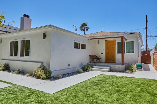 Photo - 3509 Maplewood Ave Unit House