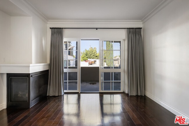Photo - 851 N San Vicente Blvd Unit 102