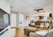 Photo - 6325 Morlan St