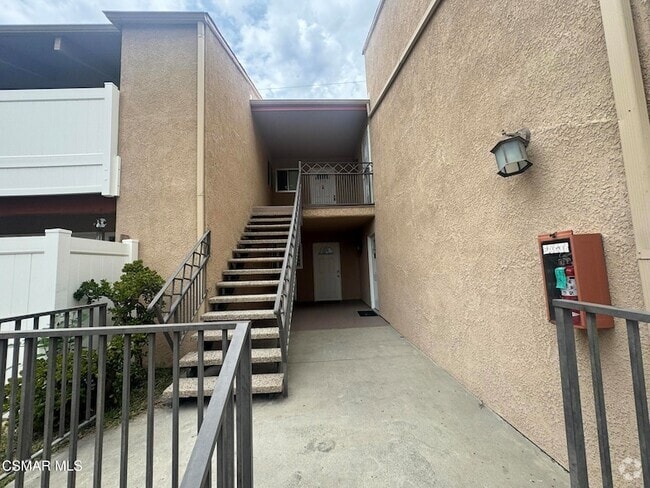 Building Photo - 10331 Lindley Ave Unit 229 Rental