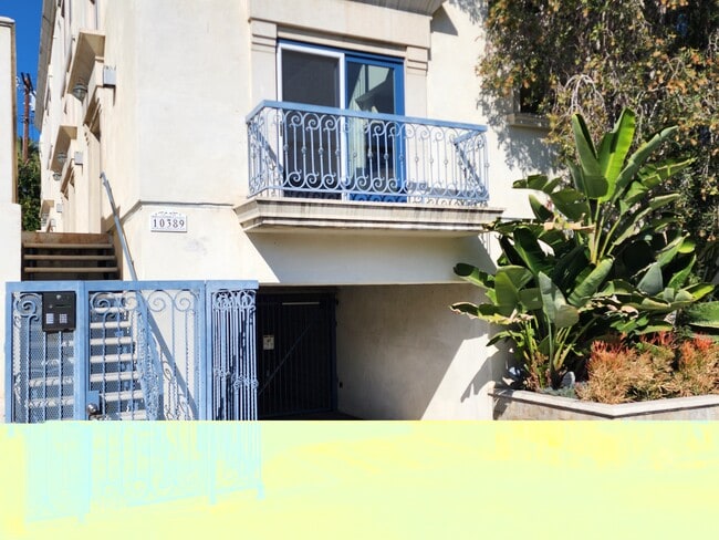 Photo - 10389 Almayo Ave