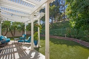 Large private wrap around backyard - 35 Inverary House