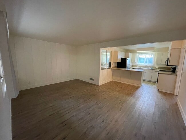 Photo - 1 Bedroom Just Blocks From the Ocean Unit 13