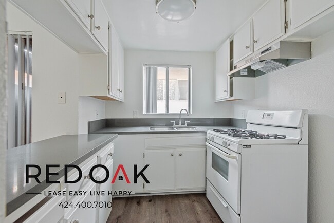 Photo - 4069 Oakwood Ave Unit 16