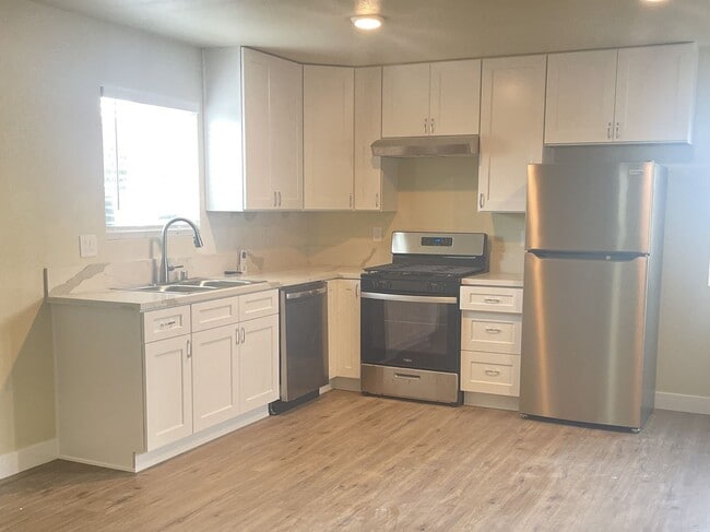 Photo - 1417 Shoshone St Unit 1417 Shoshone Street #2