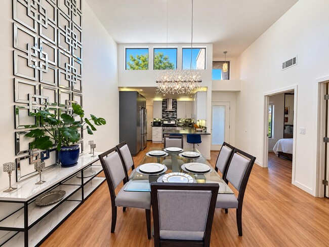Photo - 72477 Rolling Knoll Dr