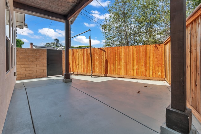 Photo - 200 N Harrington Dr Unit 200 A