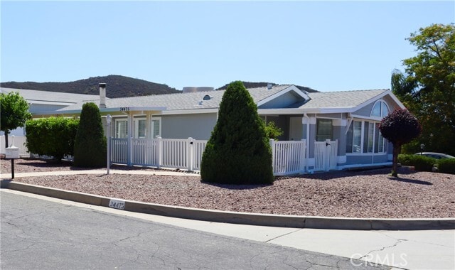 Building Photo - 34475 Wheelbarrow Ln