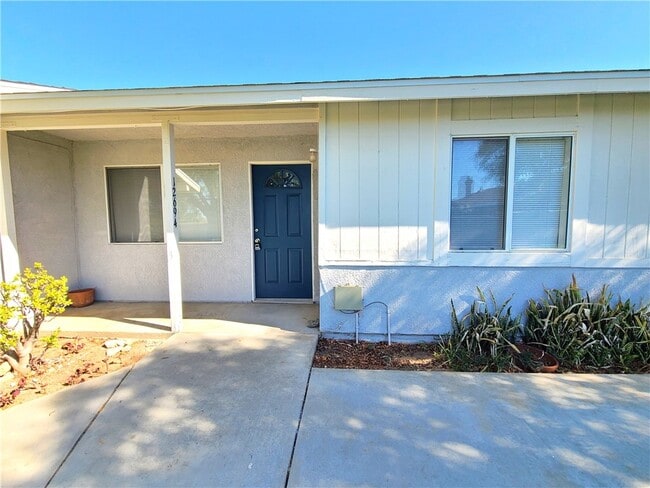 Photo - 12694 Valley View St Apartment