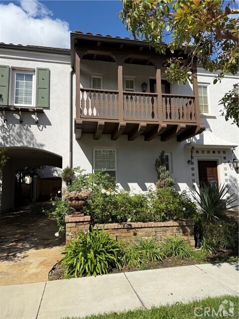Building Photo - 31 Grape Arbor Rental