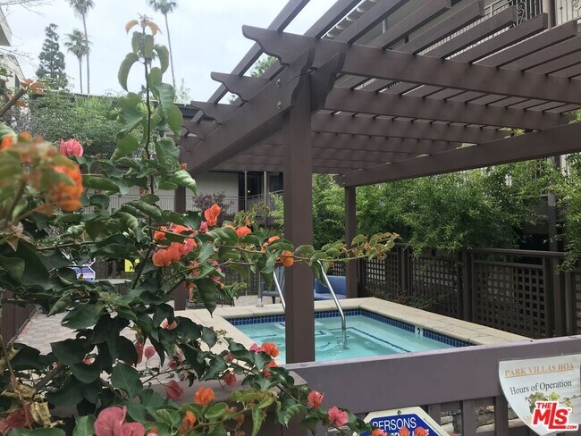 Photo - 525 S Ardmore Ave Unit 239