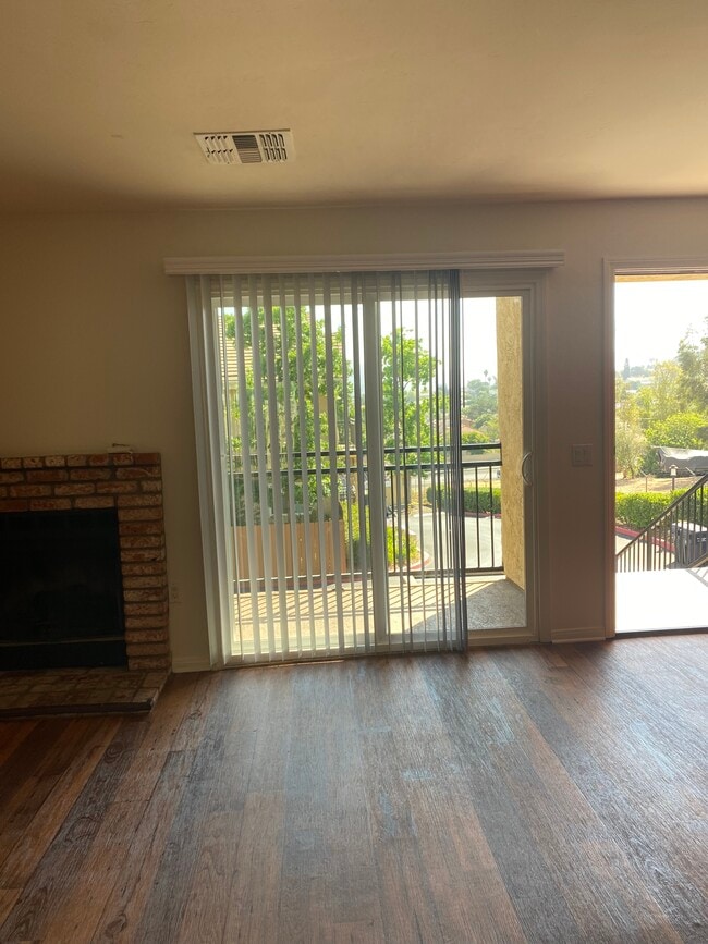 Photo - 505 San Pasqual Valley Rd