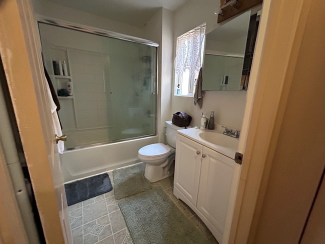 Photo - 3328 Military Ave