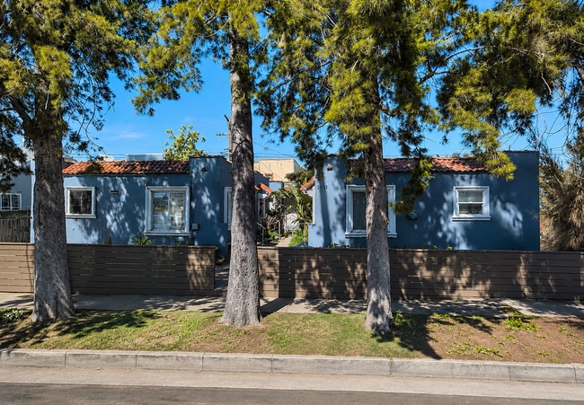 Photo - 2521 Hillcrest Dr Unit 2533 12