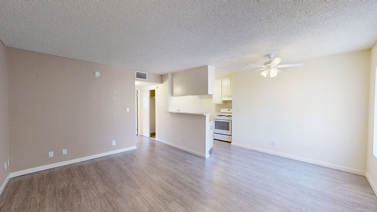 3D Tour - South Glen Apartments