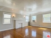 Photo - 733 N Ridgewood Pl Unit 735 1/2