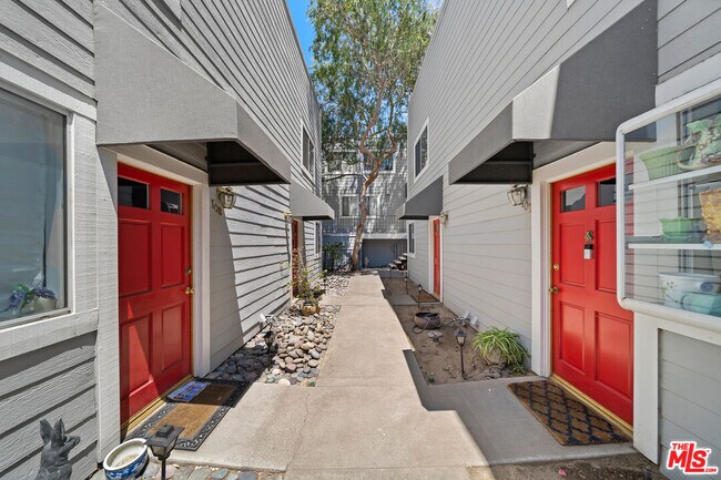 Photo - 4308 Alcove Ave Unit 106