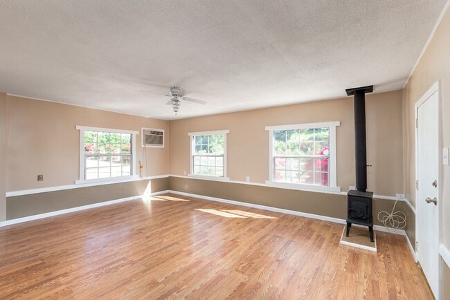 Photo - One bedroom Guest House on Horse Property