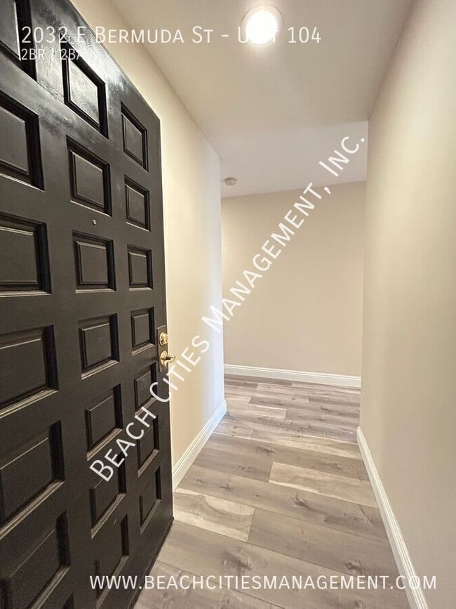 Photo - 2032 E Bermuda St Unit 104