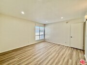 Photo - 5320 Zelzah Ave Unit 314