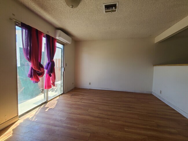 Photo - 318 N Nicholson Ave Unit #2