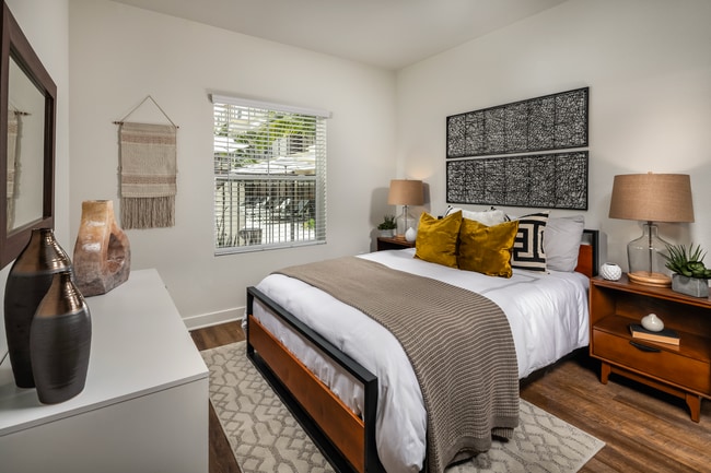 Model Bedroom - Lincoln West