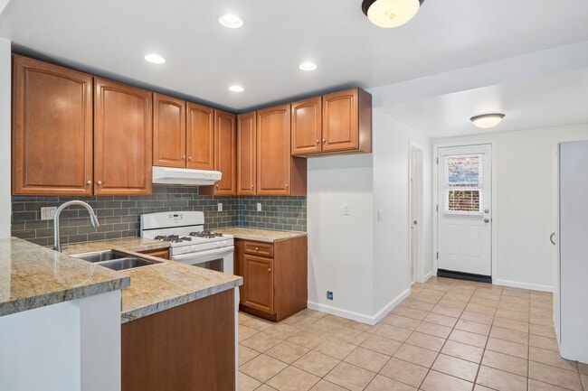 Photo - 375 E 20th St Unit 375