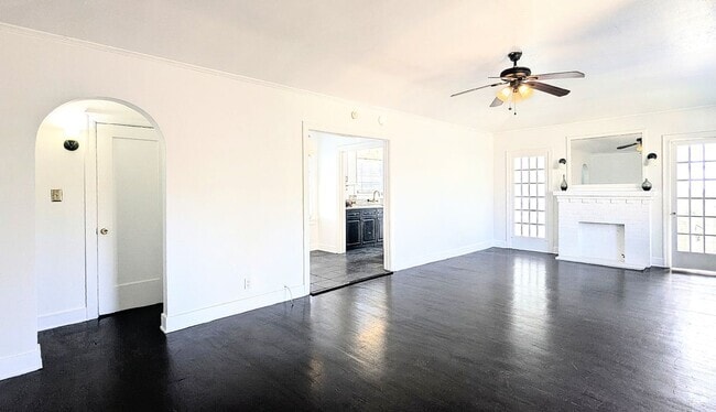 Building Photo - 1857 7th St Rental