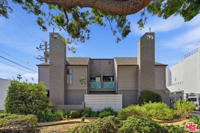 Building Photo - 1342 Stanford St Unit 7