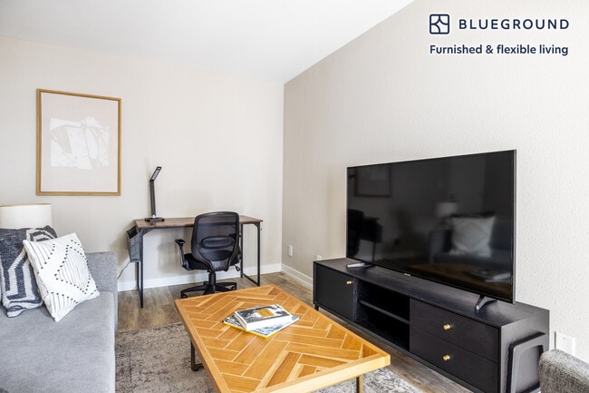 Photo - 616 Esplanade Unit FL2-ID440