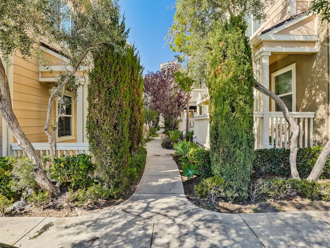 Building Photo - 2303 Jefferson St