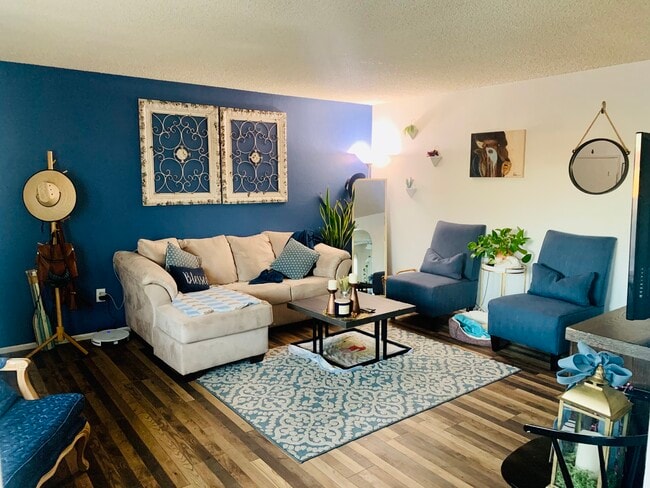 Photo - 428 W Kelly Ave