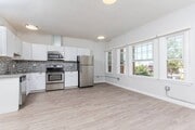 Photo - 412 S Lake St Apartment Unit 402