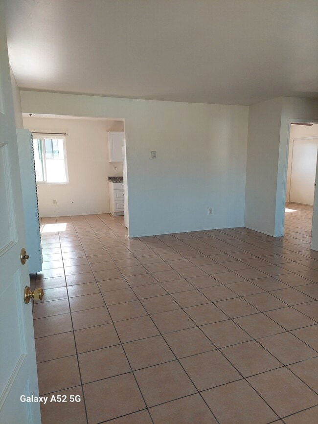 Building Photo - 574 12th St Unit Condo/Duplex