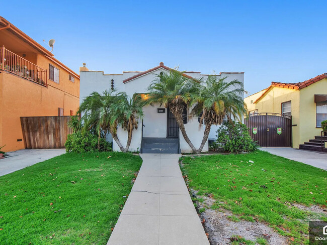 Photo - 7315 S Harvard Blvd House
