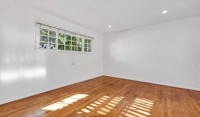 Photo - 18212 Sunburst St