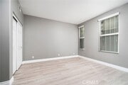 Photo - 648 W 1st St