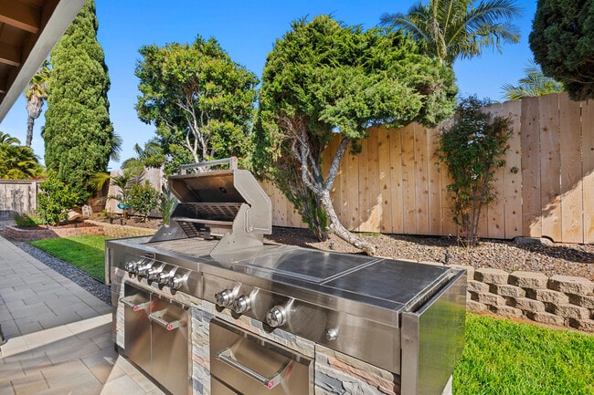 Photo - 4355 Cannington Dr Unit ID1024480P