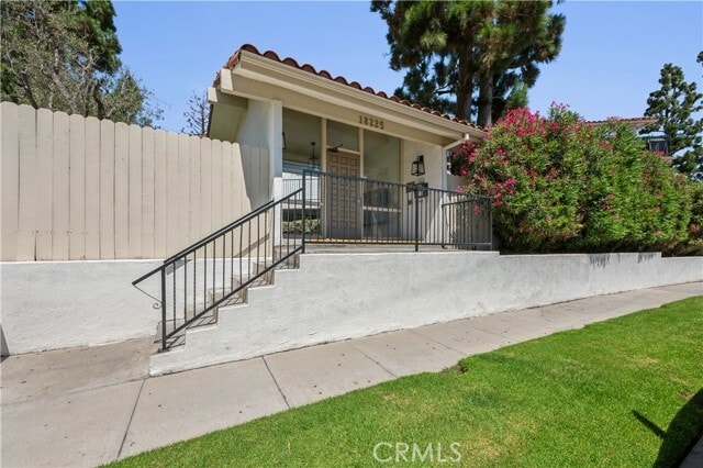 Building Photo - 18225 Kingsdale Ave Unit 207
