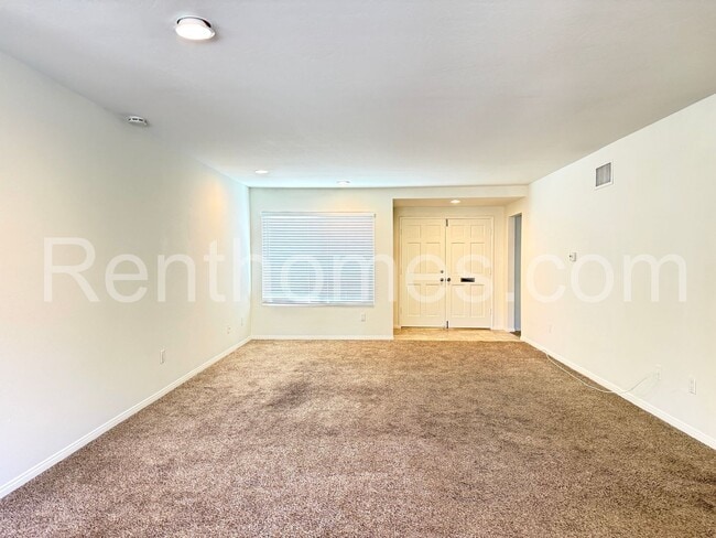 Photo - 1426 Kingston Dr