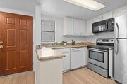 Photo - Upgraded 1 Bedroom, 1 Bath Townhome in Pri...
