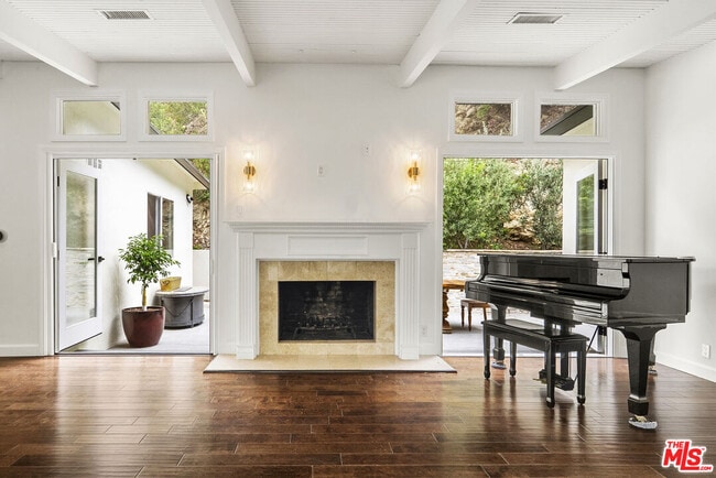 Photo - 9541 Cedarbrook Dr