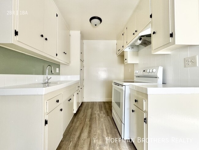 Photo - 6729 Cleon Ave Unit 2