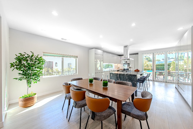 Photo - 507 N Formosa Ave