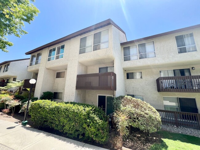 Building Photo - 6151 Rancho Mission Rd Unit 203
