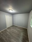 Photo - 435 E 5th St