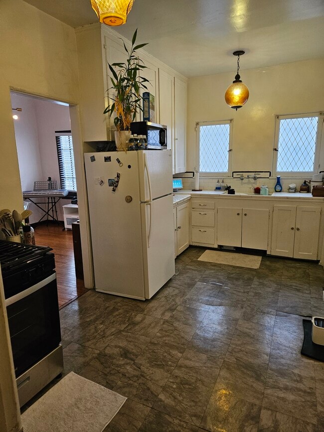 Photo - 411 N Spaulding Ave Unit 1