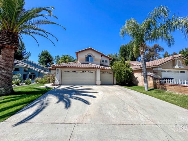 Building Photo - Stunning 4 bedroom 3 bathroom Murrieta home coming soon for LEASE!